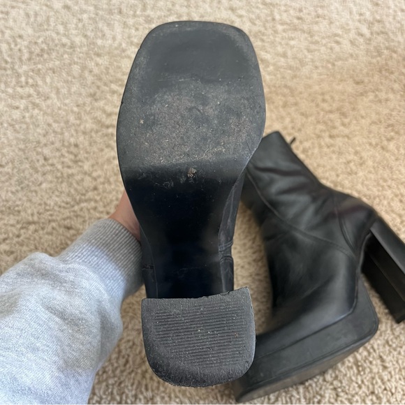 Steve Madden Leo boot - Picture 2 of 4